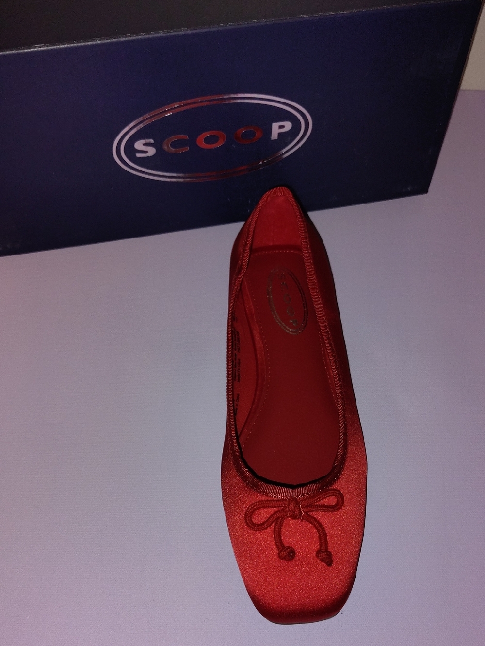 Scoop Women's Square Toe Flat